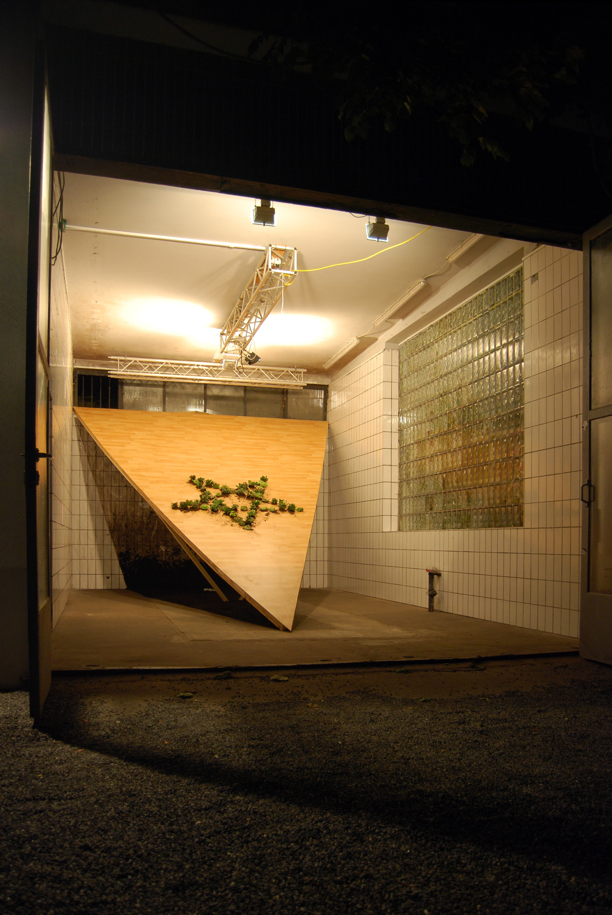 Ivo Kiefer the world is a dangerous and uncertain place